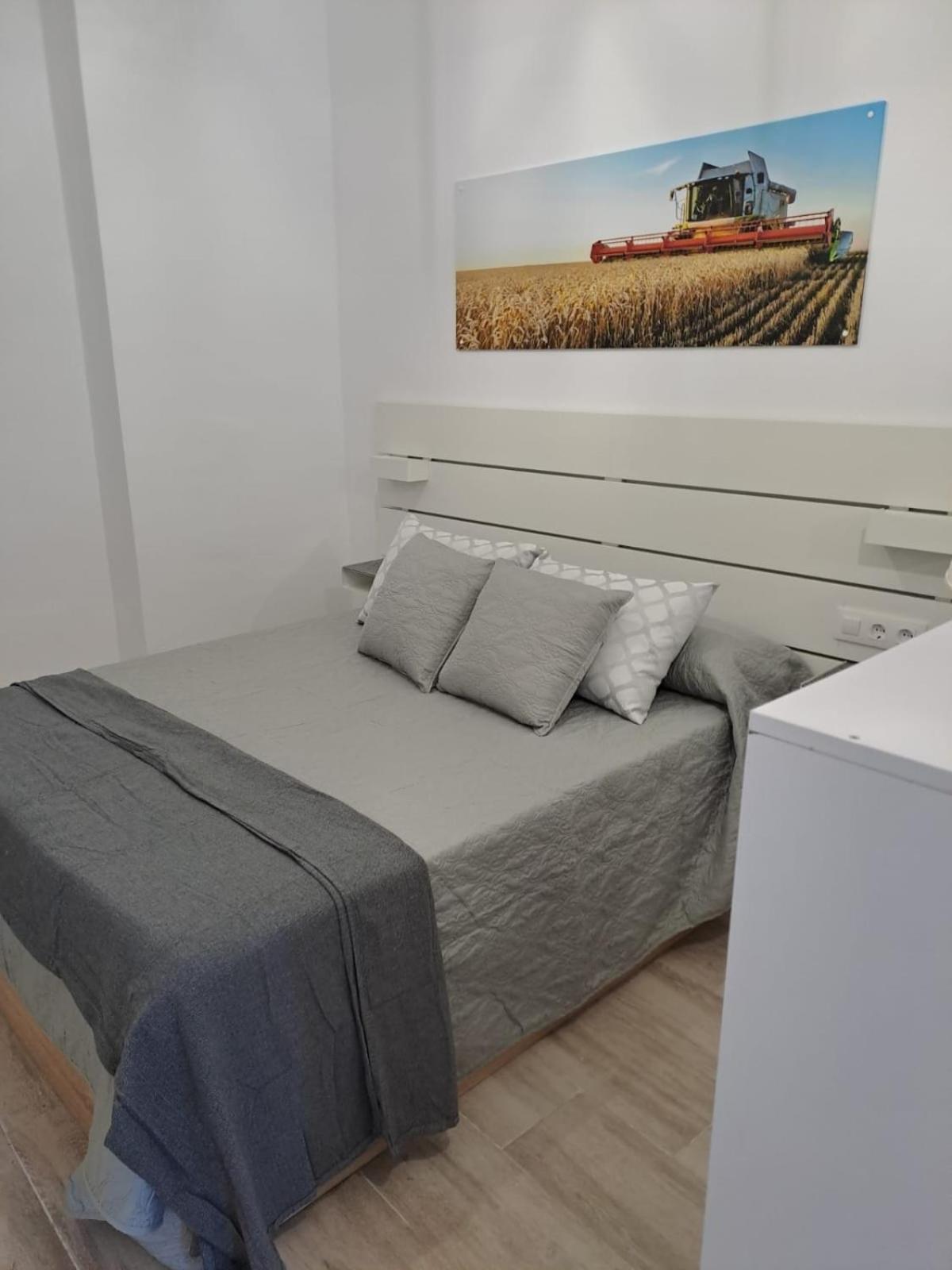 Apartamentos Espigas Puerto บาเลนเซีย ภายนอก รูปภาพ